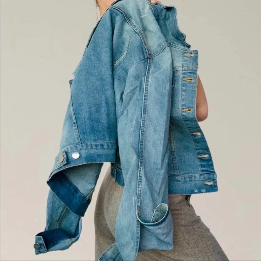 SPRING SALE! NEW Textile Elizabeth and James Distressed Cropped Denim Jacket - Picture 2 of 5